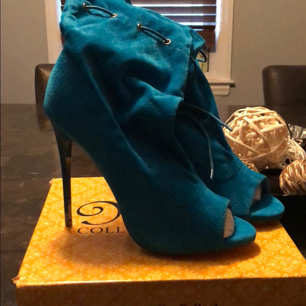 Peep toe booties